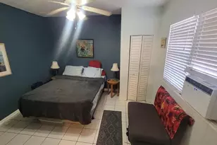 324 Indiana St, Hollywood, FL 33019 - Photo 7