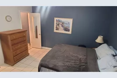 324  Indiana St, Hollywood, FL 33019 - Photo 5