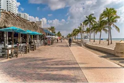 324  Indiana St, Hollywood, FL 33019 - Photo 25