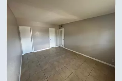 2020 NE 56th St, Unit #208, Fort Lauderdale, FL 33308 - Photo 15