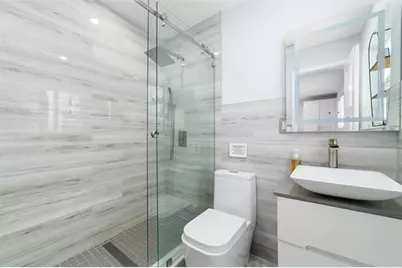 2910  Johnson St, Hollywood, FL 33020 - Photo 11