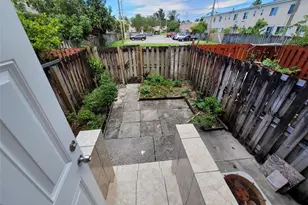 8451 NW 4th Ave, Miami, FL 33150 - Photo 7