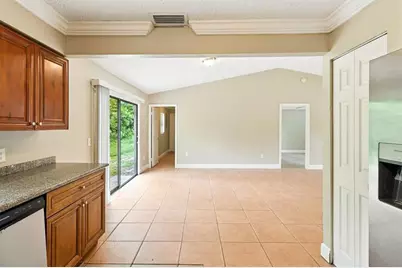 12179  58th Pl, West Palm Beach, FL 33411 - Photo 5