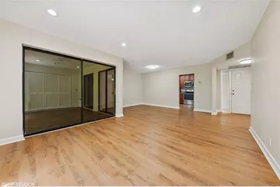 3901  Cocoplum Cir, Unit #3521, Coconut Creek, FL 33063 - Photo 7