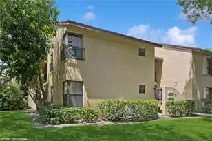 3901 Cocoplum Cir, Coconut Creek, FL 33063 - Photo 23