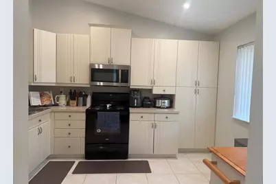 3264  Carambola Cir, Unit #3264, Coconut Creek, FL 33066 - Photo 13