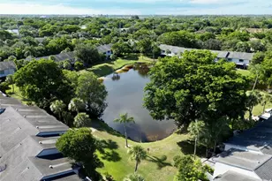 3264 Carambola Cir Unit, Coconut Creek, FL 33066 - Photo 3