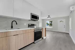 2625 NW 10th St, Pompano Beach, FL 33069 - Photo 11