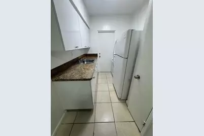 7720  Abbott Av, Unit #11, Miami Beach, FL 33141 - Photo 7