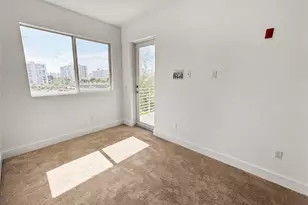 1044 NE 18th Ave, Fort Lauderdale, FL 33309 - Photo 17