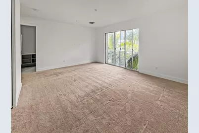 1044  NE 18th Ave, Unit #203, Fort Lauderdale, FL 33309 - Photo 5