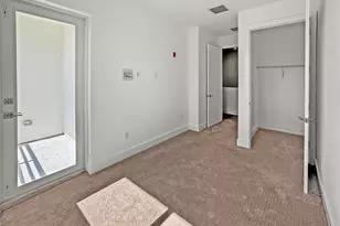 1044 NE 18th Ave, Fort Lauderdale, FL 33309 - Photo 13