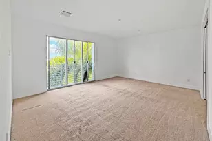 1044 NE 18th Ave, Fort Lauderdale, FL 33309 - Photo 7