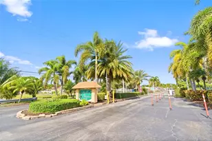 202 NW 52nd St, Deerfield Beach, FL 33064 - Photo 41