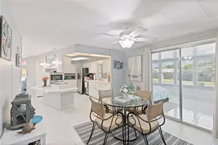 202 NW 52nd St, Deerfield Beach, FL 33064 - Photo 29