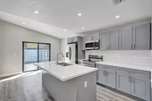 2614 W 65th St, Hialeah, FL 33016 - Photo 11