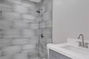 2614 W 65th St, Hialeah, FL 33016 - Photo 23