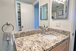 3007 N Oakland Forest Dr, Oakland Park, FL 33309 - Photo 19