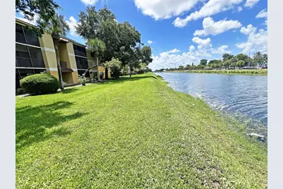 3007 N Oakland Forest Dr, Unit #107, Oakland Park, FL 33309 - Photo 13