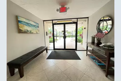 3051 S Palm Aire Dr, Unit #204, Pompano Beach, FL 33069 - Photo 9
