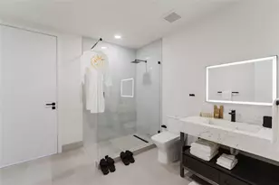 2750 Griffin Rd, Fort Lauderdale, FL 33312 - Photo 19