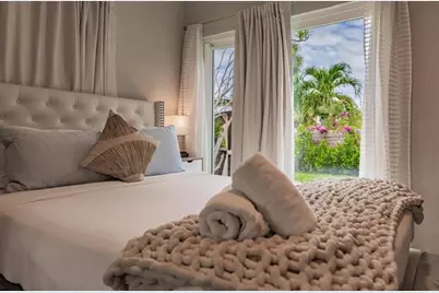 422  Phippen Waiters Rd, Dania Beach, FL 33004 - Photo 11