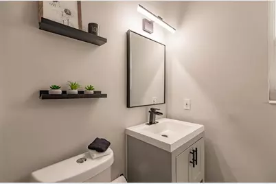 422  Phippen Waiters Rd, Dania Beach, FL 33004 - Photo 21