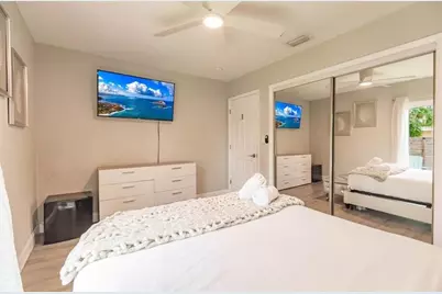 422  Phippen Waiters Rd, Dania Beach, FL 33004 - Photo 15