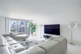 210 174th St, Sunny Isles Beach, FL 33160 - Photo 5