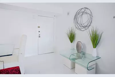 210 174  Street, Unit #1810, Sunny Isles Beach, FL 33160 - Photo 23