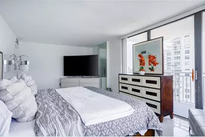 210 174  Street, Unit #1810, Sunny Isles Beach, FL 33160 - Photo 21