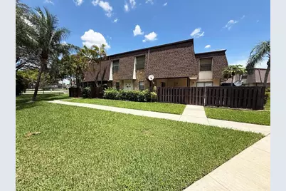 2561 NW 99th Ave, Coral Springs, FL 33065 - Photo 13