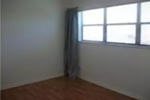 2311 S Cypress Bend Dr, Pompano Beach, FL 33069 - Photo 13