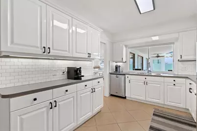 3080 NE 43rd St, Fort Lauderdale, FL 33308 - Photo 17