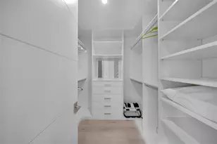 2001 Marietta Dr, Fort Lauderdale, FL 33316 - Photo 55