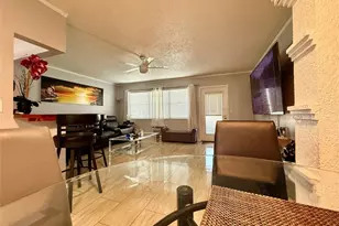 355 Oakridge T, Deerfield Beach, FL 33442 - Photo 5