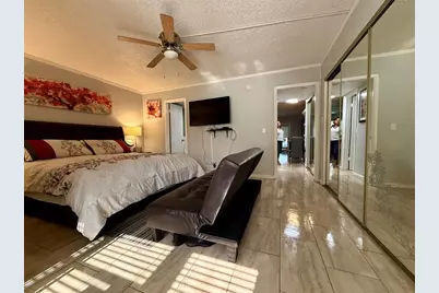 355  Oakridge T, Unit #355, Deerfield Beach, FL 33442 - Photo 9