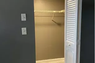 2860 Somerset Dr, Lauderdale Lakes, FL 33311 - Photo 15