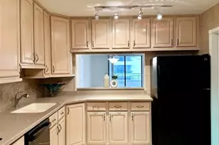 2500 Parkview Dr, Hallandale Beach, FL 33009 - Photo 15