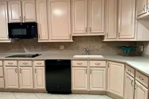 2500 Parkview Dr, Hallandale Beach, FL 33009 - Photo 19