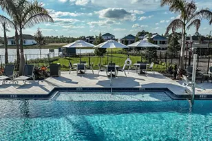 924 SE Seasons Ln, Port Saint Lucie, FL 34984 - Photo 27