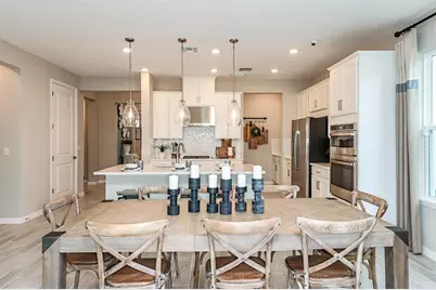 924 SE Seasons Lane, Port Saint Lucie, FL 34984 - Photo 7