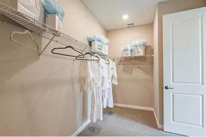 924 SE Seasons Lane, Port Saint Lucie, FL 34984 - Photo 15