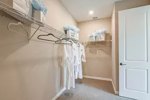 924 SE Seasons Ln, Port Saint Lucie, FL 34984 - Photo 15