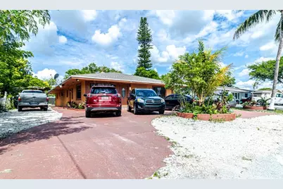 661 SW 28th Way, Fort Lauderdale, FL 33312 - Photo 3