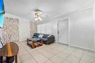 2481 NE 15th Ave, Pompano Beach, FL 33064 - Photo 5