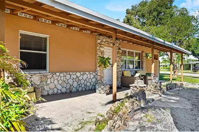 2481 NE 15th Ave, Pompano Beach, FL 33064 - Photo 27