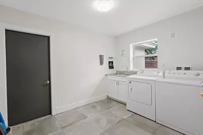 1949  Windward Dr, Lauderdale by the Sea, FL 33062 - Photo 15