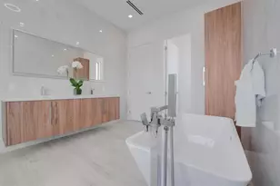 948 Banyan Dr, Delray Beach, FL 33483 - Photo 37