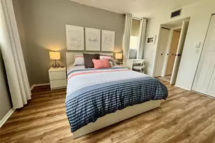 2811 Somerset Dr, Lauderdale Lakes, FL 33311 - Photo 13